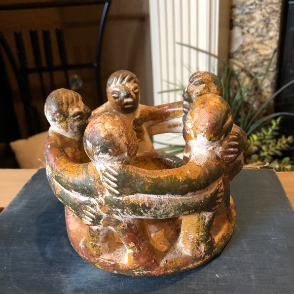 Circle of Friends Sculpture Candle Holder Aztec Mexico Folk Art Clay Pottery - Picture 6 of 6